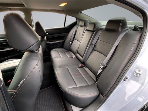 Certified 2024 Nissan Altima 2.5 SR w/ SR Premium Package FWD image 27