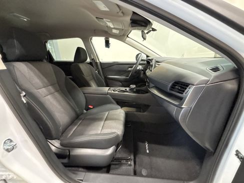 New 2026 Nissan Rogue SV w/ Cold Weather Package image 19