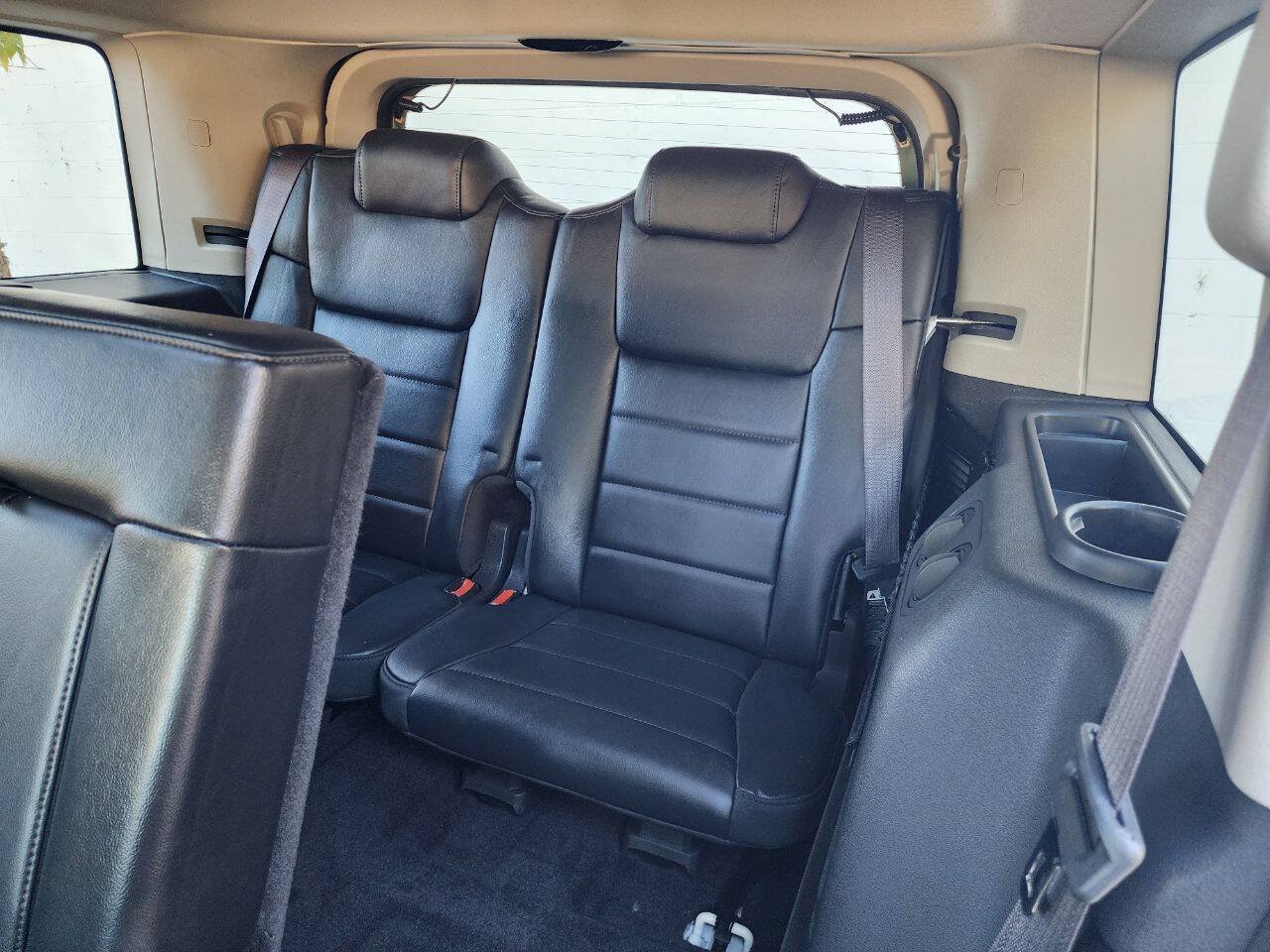 Used 2010 Jeep Commander Sport w/ Sun/Sound Group RWD image 20