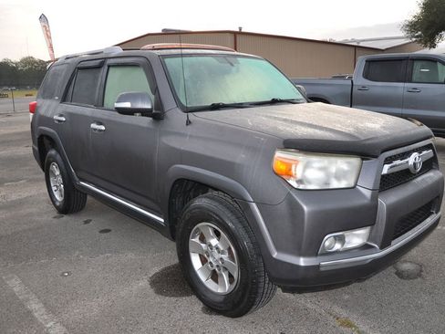 Used 2013 Toyota 4Runner SR5 image 7