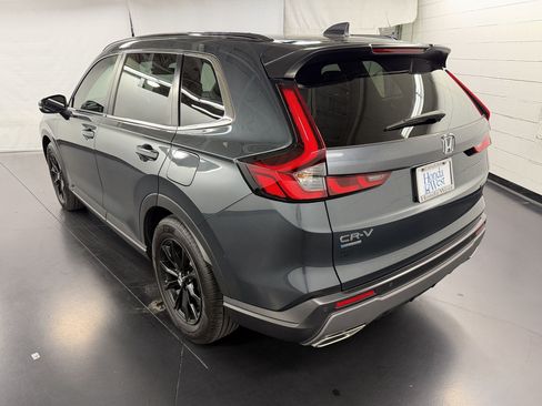 Used 2025 Honda CR-V Sport-L image 3