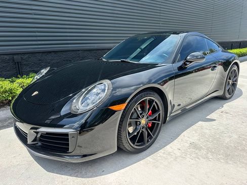 Certified 2018 Porsche 911 Carrera RWD image 7