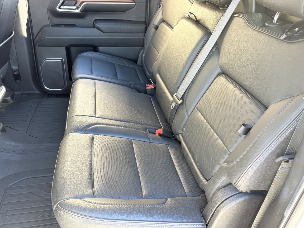 Used 2022 GMC Sierra 1500 Denali w/ Denali Reserve Package AWD/4WD image 16