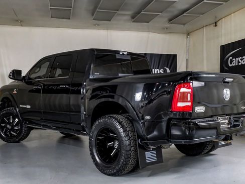 Used 2022 RAM 3500 Limited image 11