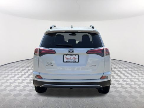 Used 2018 Toyota RAV4 Limited FWD image 7