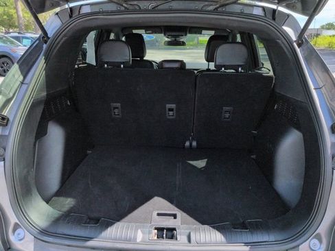 Used 2025 Ford Escape ST-Line FWD image 12