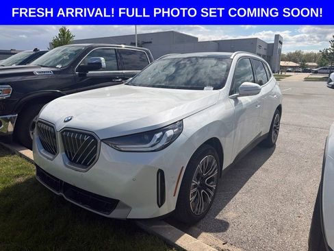 Used 2025 BMW X3 xDrive30i w/ Premium Package AWD/4WD image 1