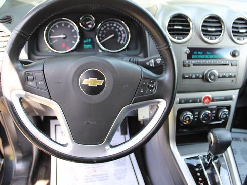 Used 2014 Chevrolet Captiva Sport LTZ FWD image 20