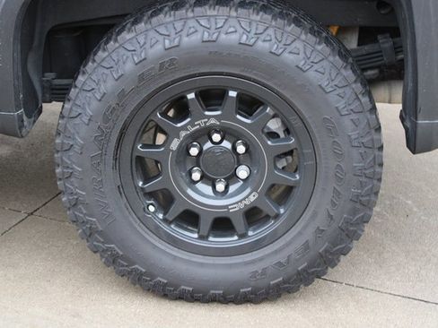 Used 2024 GMC Sierra 1500 AT4X w/ AT4X AEV Edition image 31