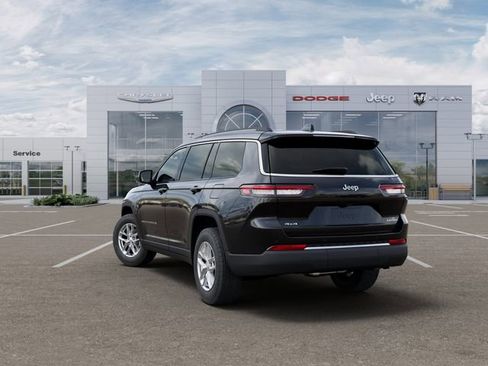 New 2025 Jeep Grand Cherokee L Laredo image 3