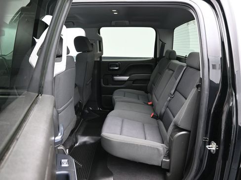 Used 2018 Chevrolet Silverado 1500 LT w/ All Star Edition AWD/4WD image 11