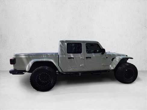 Used 2024 Jeep Gladiator Rubicon AWD/4WD image 4