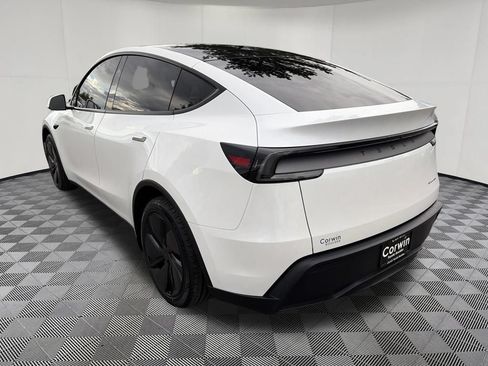 Used 2026 Tesla Model Y Long Range AWD/4WD image 6
