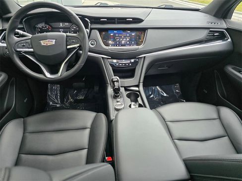 Used 2021 Cadillac XT6 Luxury image 20