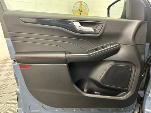 New 2026 Ford Escape ST-Line w/ Tech Pack #1 image 17