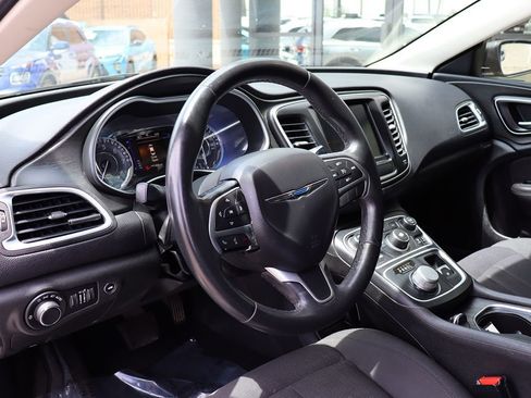 Used 2015 Chrysler 200 Limited w/ Spring Special Group FWD image 39
