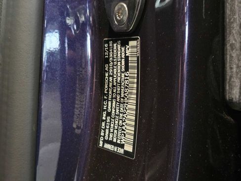 Used 2017 Porsche Cayenne image 34