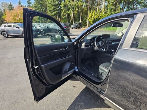 New 2025 MAZDA CX-5 Carbon Edition image 21