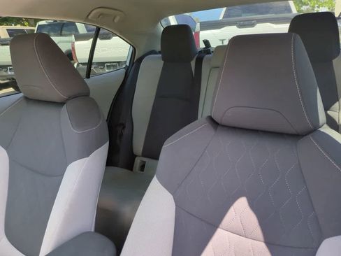 Certified 2021 Toyota Corolla LE FWD image 8