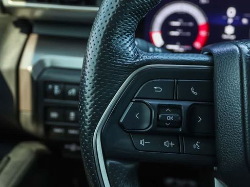 Used 2024 Toyota Tacoma TRD Sport w/ TRD Sport Premium Package AWD/4WD image 22