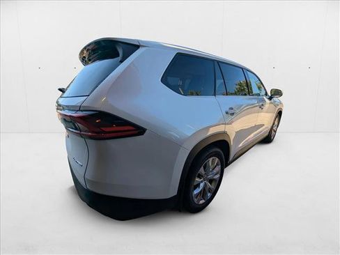 New 2026 Toyota Grand Highlander Limited image 2