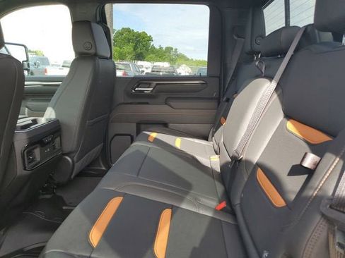 New 2026 GMC Sierra 2500 AT4 w/ AT4 Premium Plus Package AWD/4WD image 12
