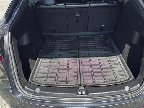 Used 2022 Tesla Model Y Performance image 23