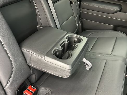 Used 2025 GMC Sierra 3500 Denali w/ Denali Reserve Package image 43