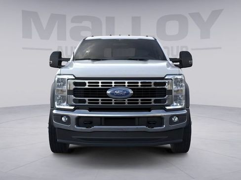 New 2026 Ford F550 4x4 Crew Cab image 6