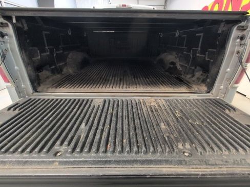 Used 2011 Ford F150 XLT w/ XLT Chrome Pkg image 29