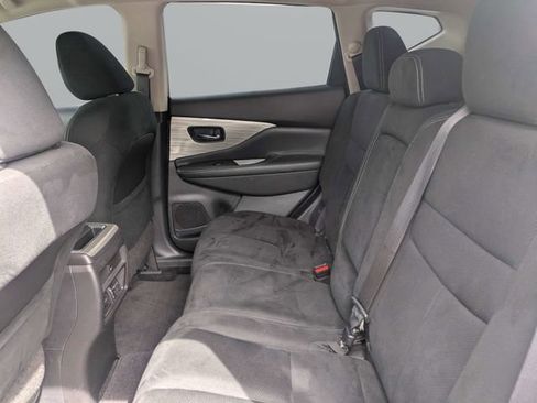 Used 2017 Nissan Murano SV FWD image 13