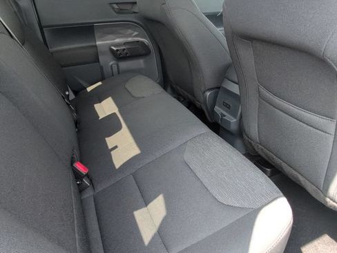Used 2025 Ford Maverick XL w/ Equipment Group 102A AWD/4WD image 17