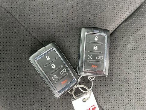 Used 2023 Jeep Grand Cherokee Altitude image 25