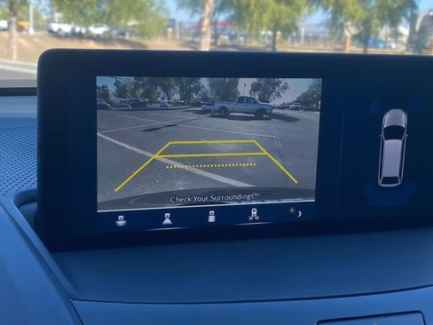 Used 2025 Acura RDX w/Technology Package image 19