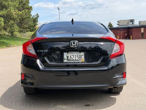 Used 2018 Honda Civic EX image 4