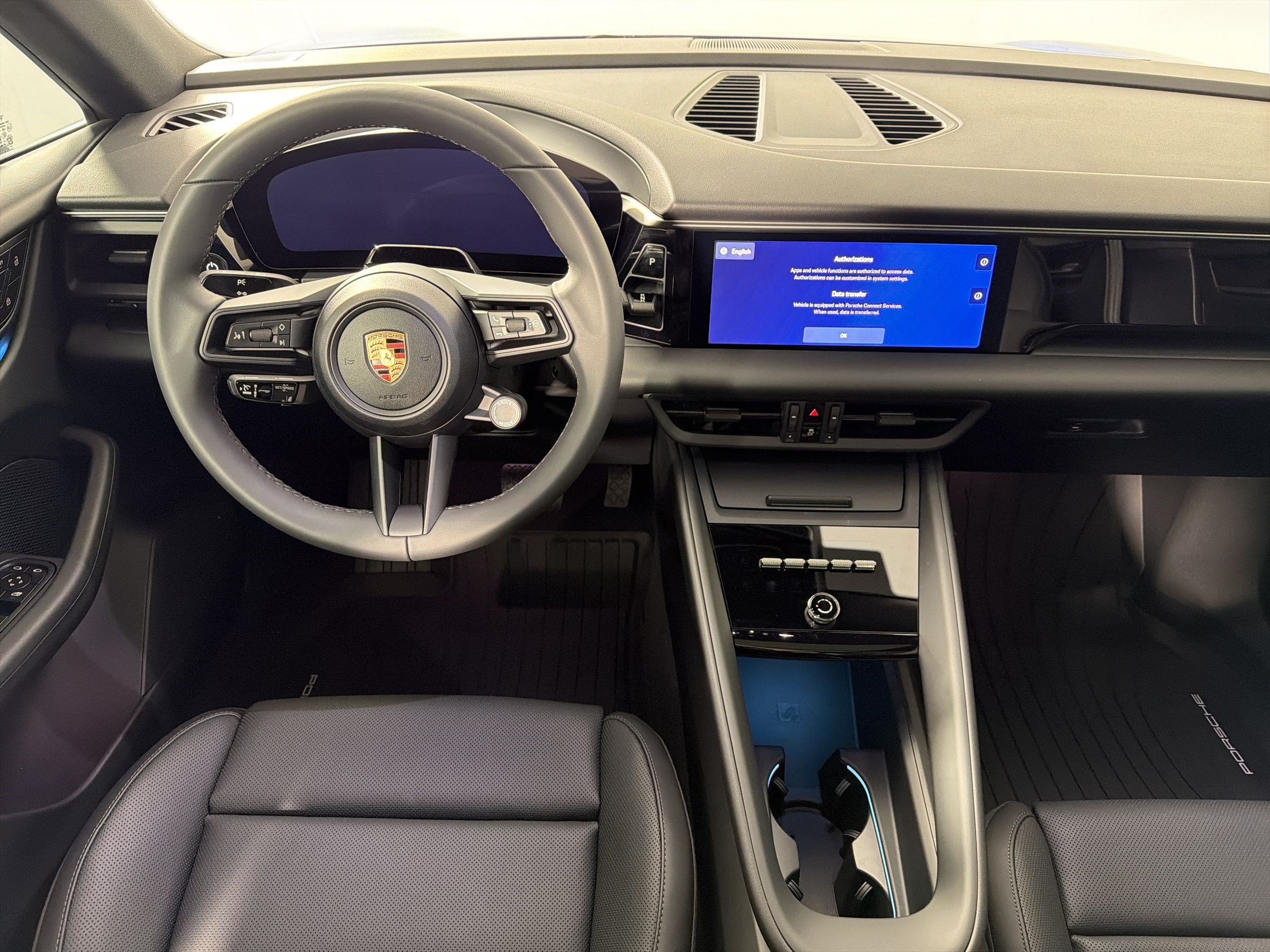 Used 2026 Porsche Macan Electric RWD image 28