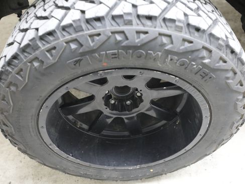 Used 2024 RAM 1500 Big Horn AWD/4WD image 11
