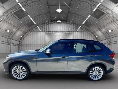 Used 2015 BMW X1 sDrive28i RWD image 4