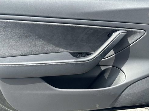 Used 2019 Tesla Model 3 Standard Range Plus RWD image 17