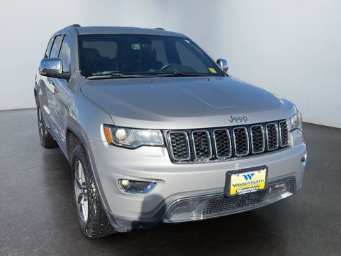 Used 2020 Jeep Grand Cherokee Limited w/ Luxury Group II image 7