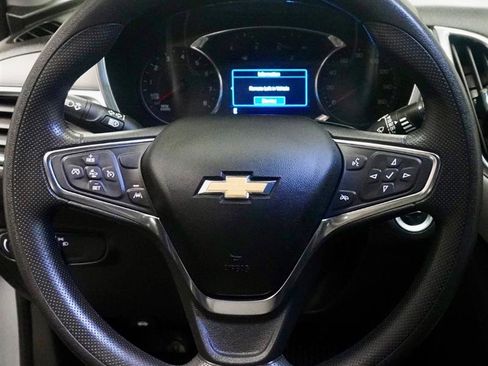 Used 2021 Chevrolet Equinox LT w/ LPO, Floor Liner Package image 12