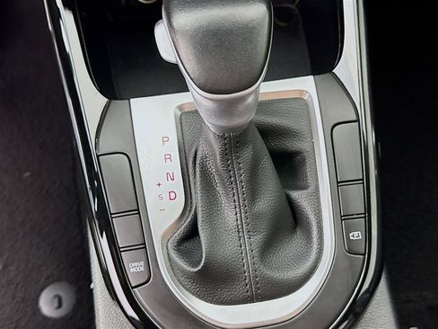 Used 2024 Kia Forte GT-Line FWD image 18