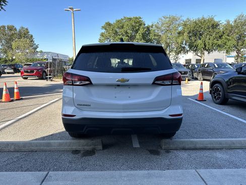 Used 2023 Chevrolet Equinox LS w/ LS Convenience Package FWD image 7
