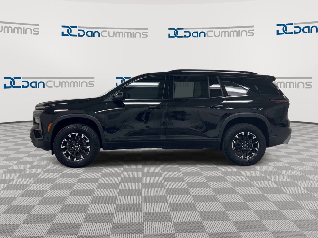 Used 2025 Chevrolet Traverse Z71 w/ Enhanced Driving Package AWD/4WD image 5
