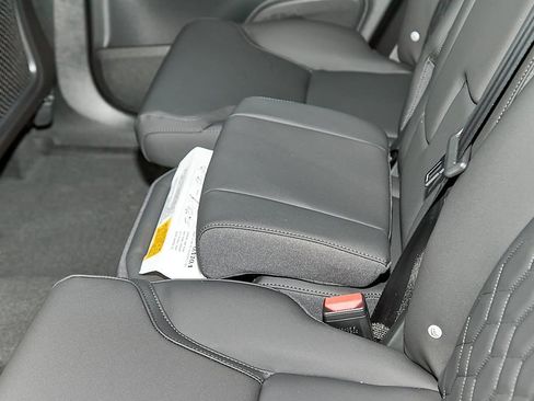 New 2026 Volvo XC90 B6 Plus w/ Protection Package Premier image 21