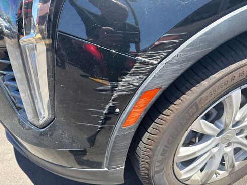 Used 2021 Cadillac XT4 Luxury w/ Trailering Package AWD/4WD image 19