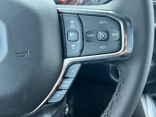 New 2026 RAM 2500 Laramie AWD/4WD image 26