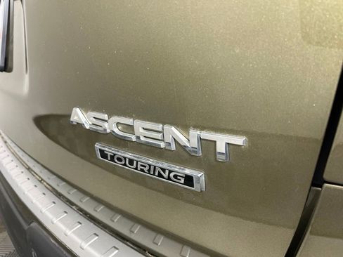 Used 2022 Subaru Ascent Touring AWD/4WD image 4