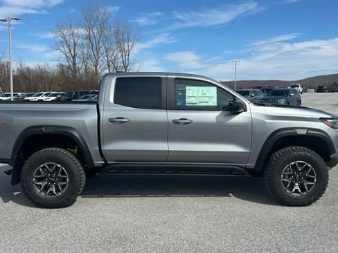 New 2026 Chevrolet Colorado ZR2 AWD/4WD image 2