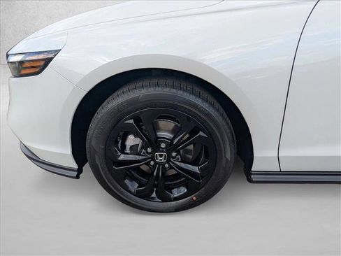 New 2025 Honda Accord SE image 10